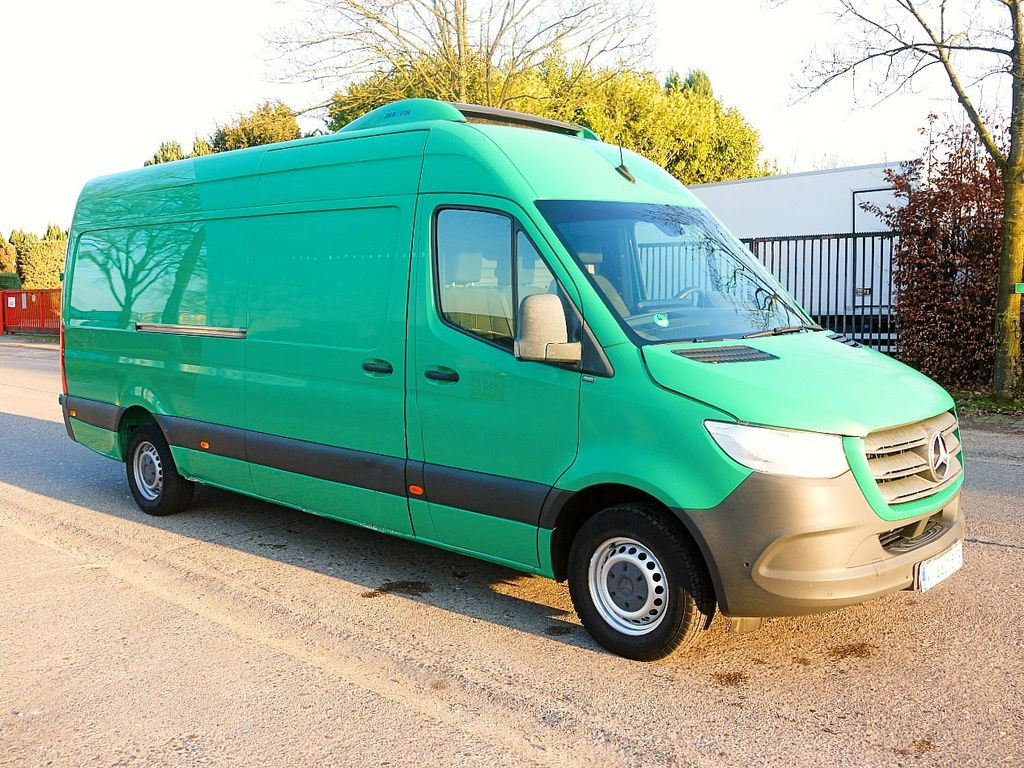Mercedes-Benz 314 SPRINTER MAXI KUHLKASTGENWAGEN CARIER XARIOS - Hűtős kisteherautó: 4 kép. Mercedes-Benz 314 SPRINTER MAXI KUHLKASTGENWAGEN CARIER XARIOS - Hűtős kisteherautó: 4 kép.