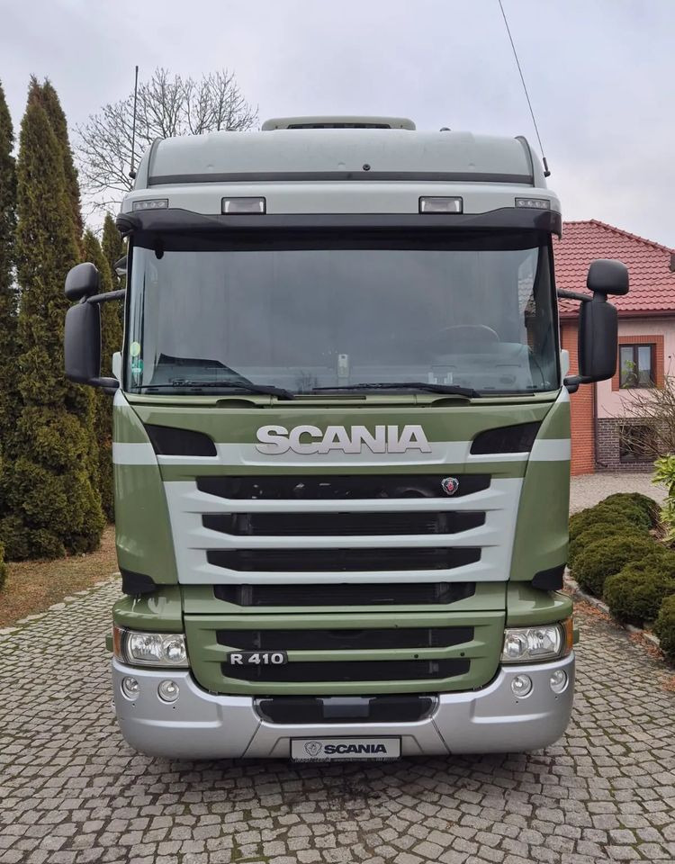 Scania R410 - Nyergesvontató: 2 kép. Scania R410 - Nyergesvontató: 2 kép.