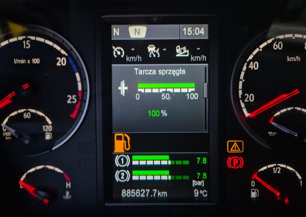 Nyergesvontató Scania R450: 36 kép.