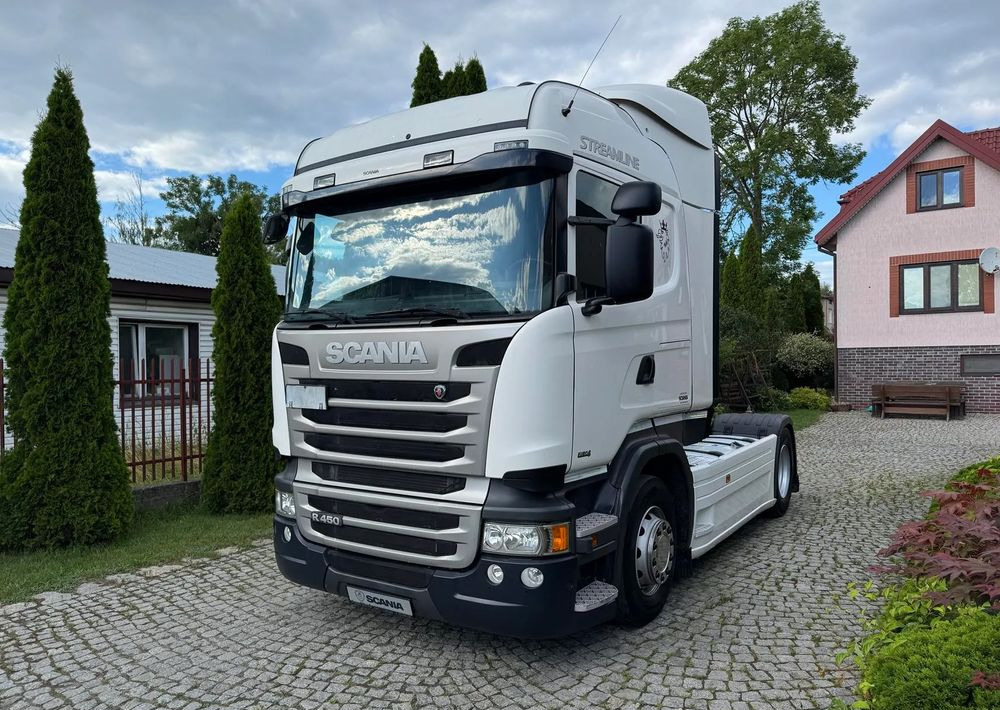 Scania R450 - Nyergesvontató: 1 kép. Scania R450 - Nyergesvontató: 1 kép.