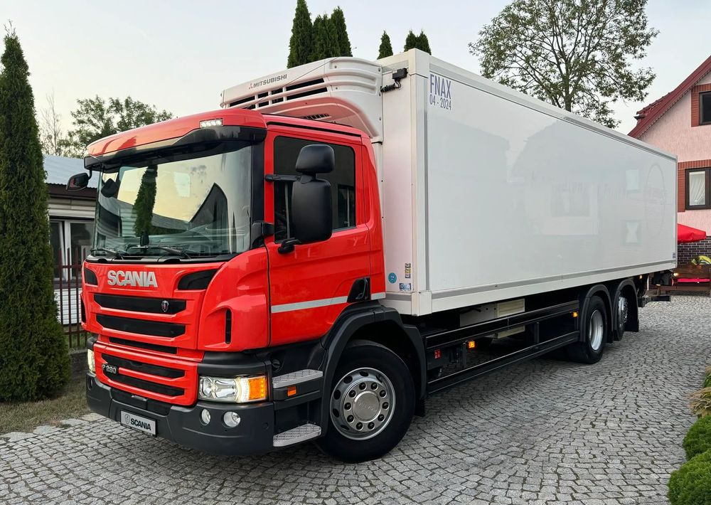 Scania P280 - Hűtős teherautó: 1 kép. Scania P280 - Hűtős teherautó: 1 kép.