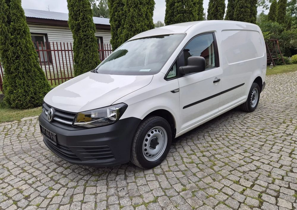 Volkswagen Caddy Maxi - Kis furgon: 1 kép. Volkswagen Caddy Maxi - Kis furgon: 1 kép.
