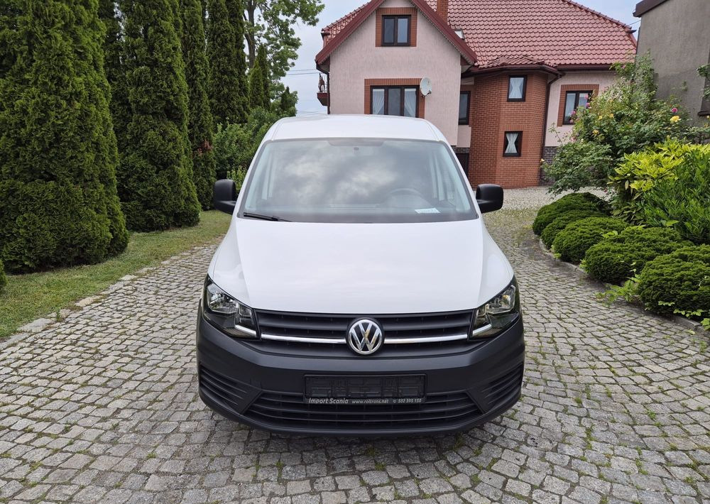 Volkswagen Caddy Maxi - Kis furgon: 2 kép. Volkswagen Caddy Maxi - Kis furgon: 2 kép.