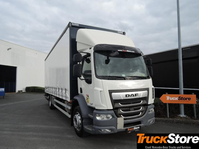 DAF LF 290 LBW 2.5T. - Ponyvás teherautó: 3 kép. DAF LF 290 LBW 2.5T. - Ponyvás teherautó: 3 kép.