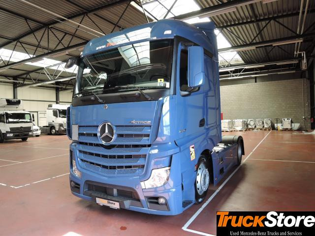 Mercedes-Benz Actros 1845 LS nRL - Nyergesvontató: 1 kép. Mercedes-Benz Actros 1845 LS nRL - Nyergesvontató: 1 kép.
