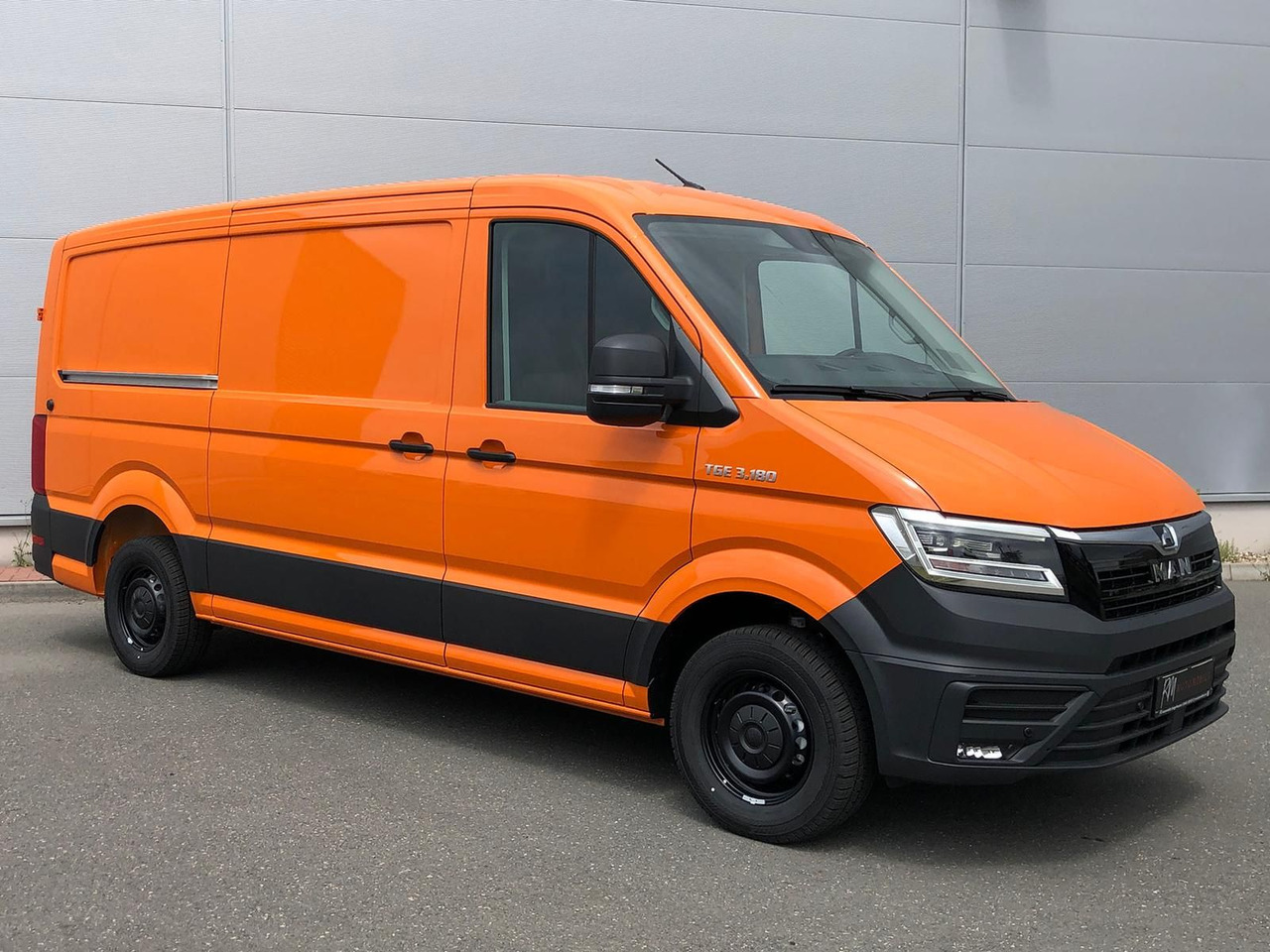 MAN TGE 3.180 Kasten L3H2 TEMPOMAT LED STANDHZ NAVI - Autó: 2 kép. MAN TGE 3.180 Kasten L3H2 TEMPOMAT LED STANDHZ NAVI - Autó: 2 kép.