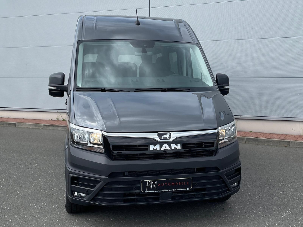 MAN TGE 3.180 Kombi L3H2 4x4 TEMPOMAT KAMERA 8-SITZE - Autó: 3 kép. MAN TGE 3.180 Kombi L3H2 4x4 TEMPOMAT KAMERA 8-SITZE - Autó: 3 kép.