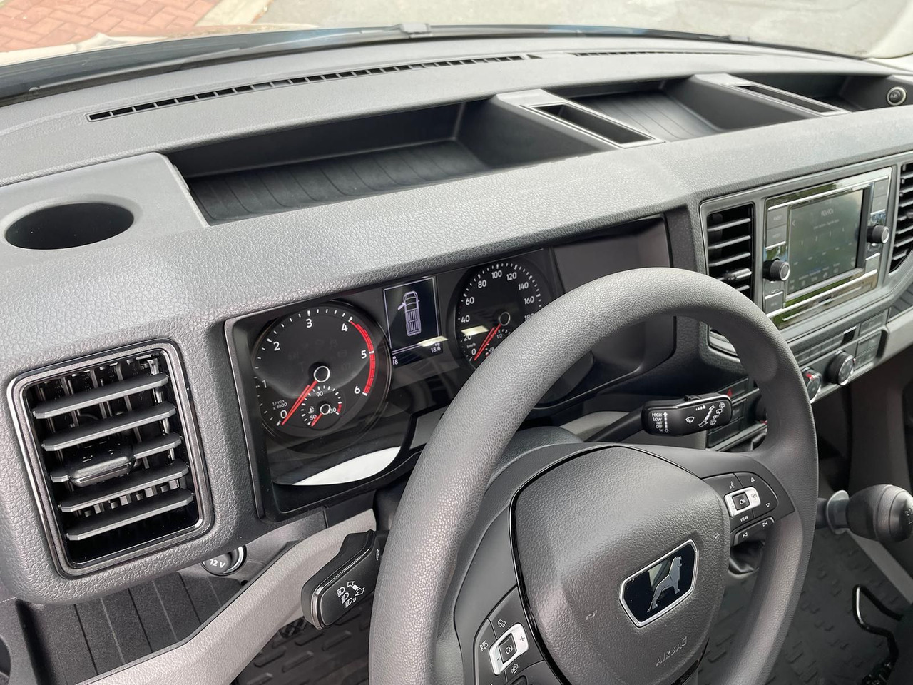 Minibusz, Kisbusz MAN TGE 3.180 Kombi L3H2 4x4 TEMPOMAT KAMERA 8-SITZE: 23 kép.