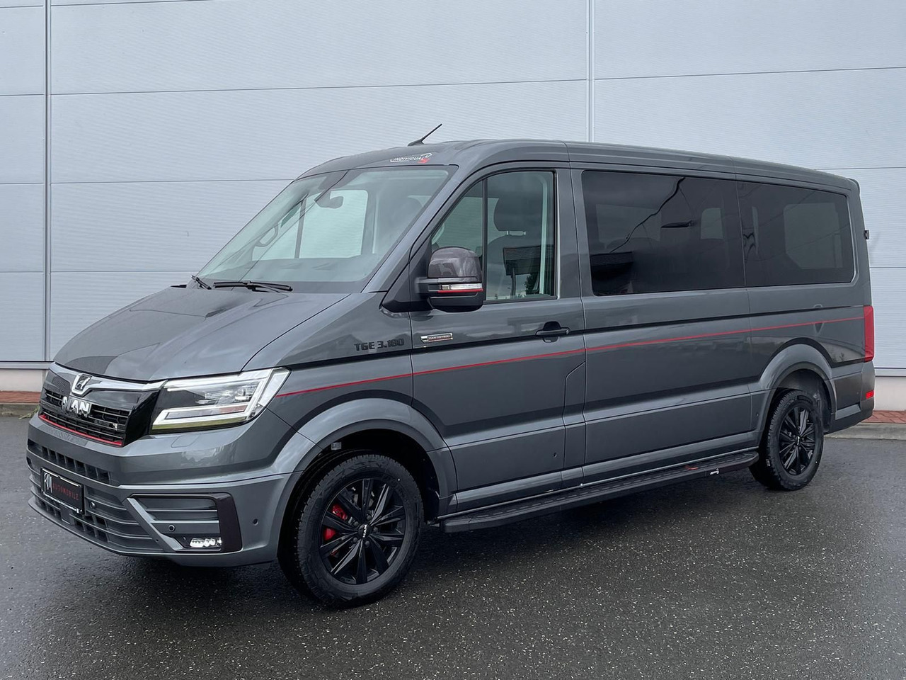 MAN TGE 3.180 Kombi L3H2 INDIVIDUAL S LED ACC NAV - Minibusz, Kisbusz: 1 kép. MAN TGE 3.180 Kombi L3H2 INDIVIDUAL S LED ACC NAV - Minibusz, Kisbusz: 1 kép.