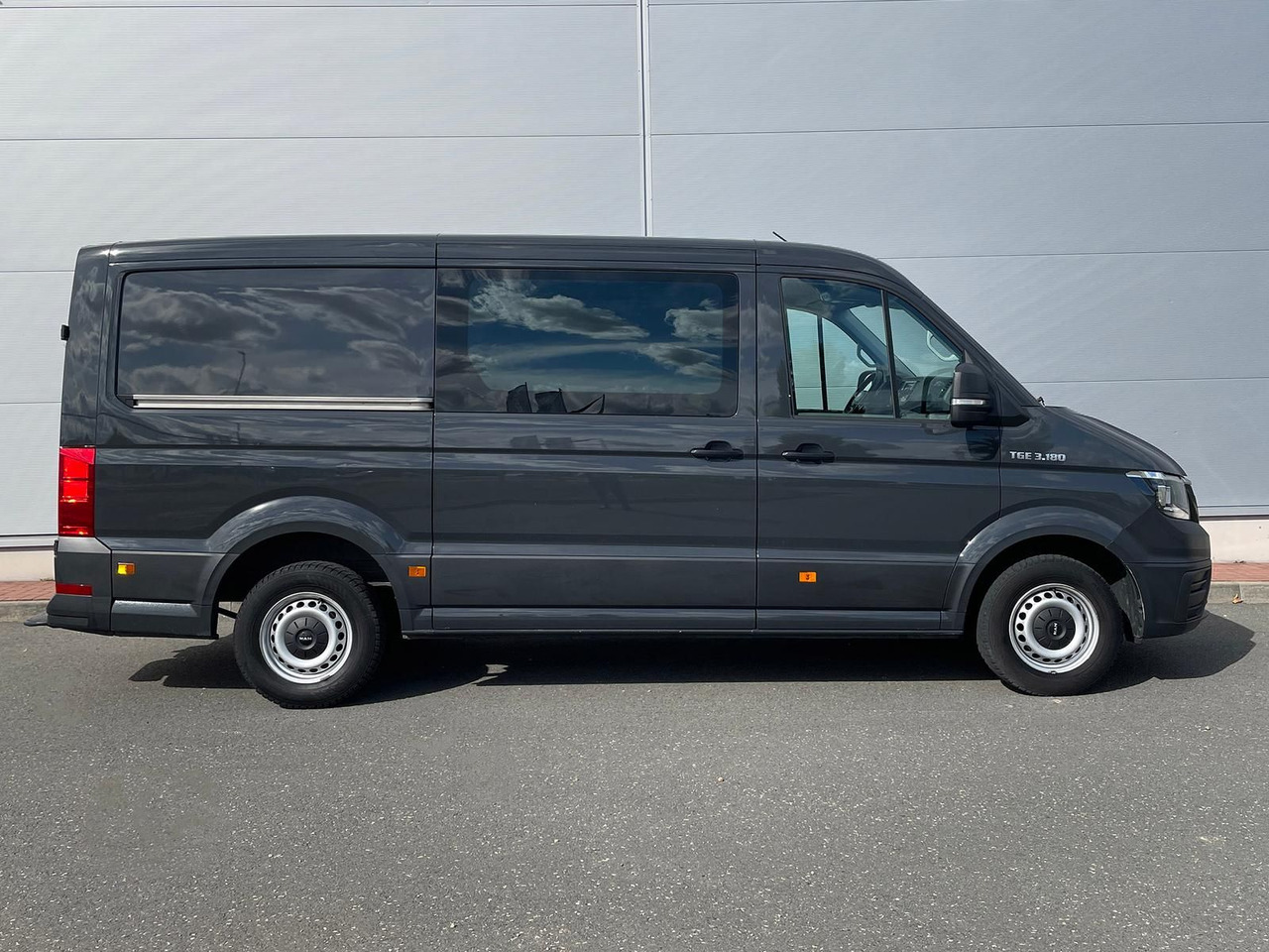 MAN TGE 3.180 L3H2 Kasten KAMERA KLIMA AHK - Autó: 5 kép. MAN TGE 3.180 L3H2 Kasten KAMERA KLIMA AHK - Autó: 5 kép.