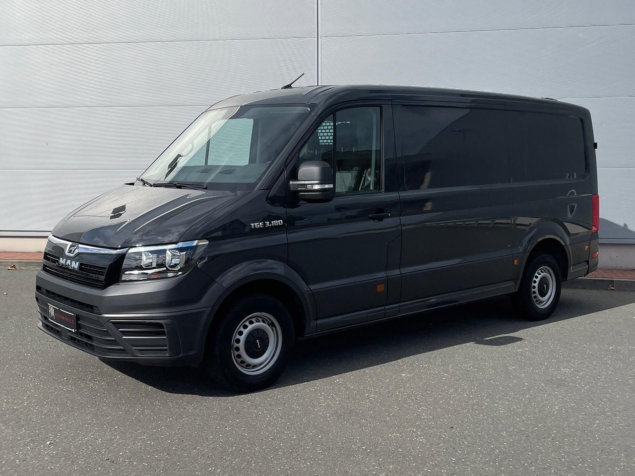 MAN TGE 3.180 L3H2 Kasten KAMERA KLIMA AHK - Furgon: 1 kép. MAN TGE 3.180 L3H2 Kasten KAMERA KLIMA AHK - Furgon: 1 kép.