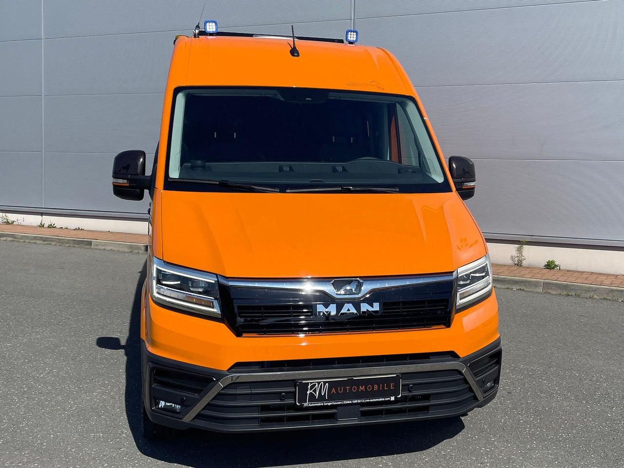 MAN TGE 3.180 L3H3 Individual S BF3+ BEGLEITFAHRZEUG - Autó: 4 kép. MAN TGE 3.180 L3H3 Individual S BF3+ BEGLEITFAHRZEUG - Autó: 4 kép.