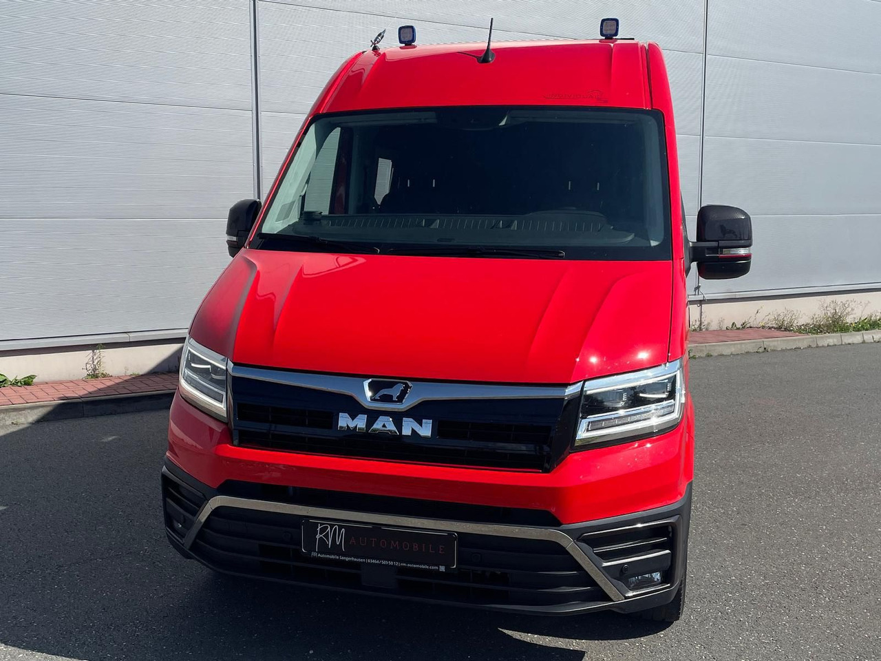 MAN TGE 3.180 L3H3 Individual S BF3+ BEGLEITFAHRZEUG - Furgon: 4 kép. MAN TGE 3.180 L3H3 Individual S BF3+ BEGLEITFAHRZEUG - Furgon: 4 kép.