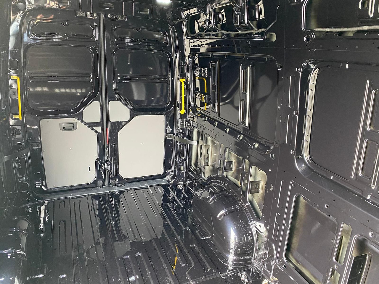 Furgon MAN TGE 3.180 L3H3 Kasten STANDHZ ACC LED SITZHZ: 10 kép.