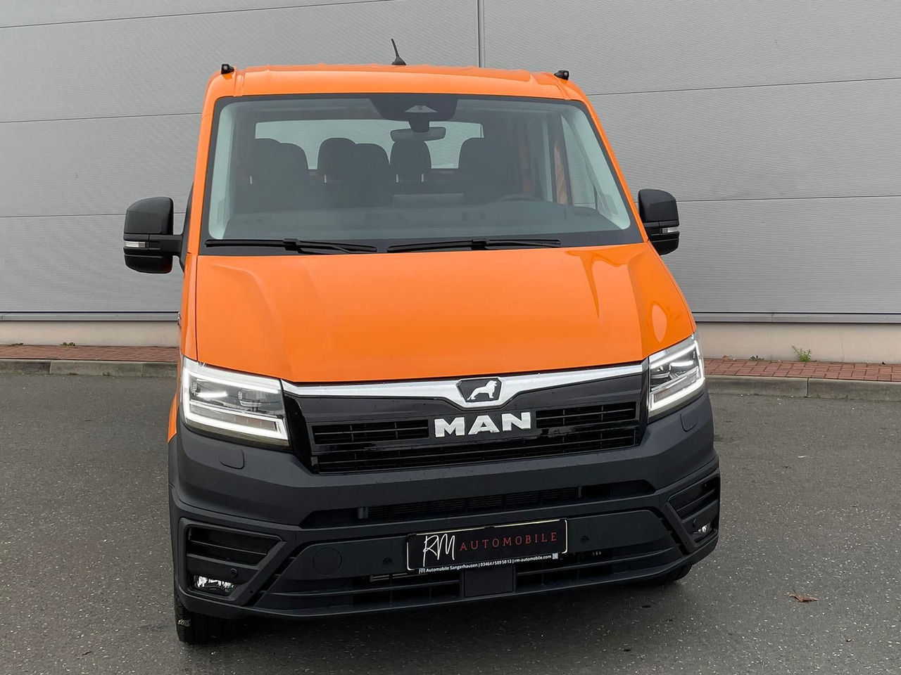 MAN TGE 3.180 Pritsche DOKA MR 7SITZE ACC LED DIFFSP - Autó: 3 kép. MAN TGE 3.180 Pritsche DOKA MR 7SITZE ACC LED DIFFSP - Autó: 3 kép.