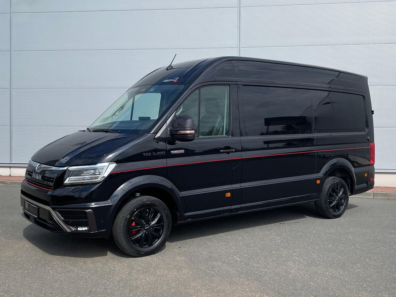 MAN TGE 3.200 L3H3 Kasten 4x4 Individual S ACC STHZ - Autó: 1 kép. MAN TGE 3.200 L3H3 Kasten 4x4 Individual S ACC STHZ - Autó: 1 kép.