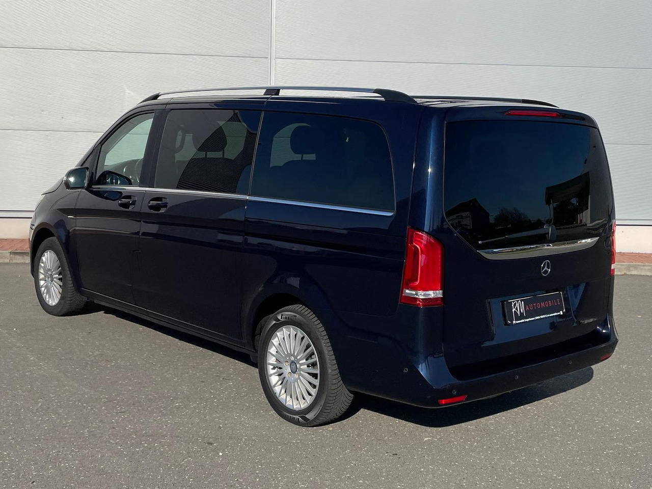 Új Kisbusz Mercedes-Benz V 250 d Avantgarde 360°KAMERA LED ALLRAD: 8 kép.