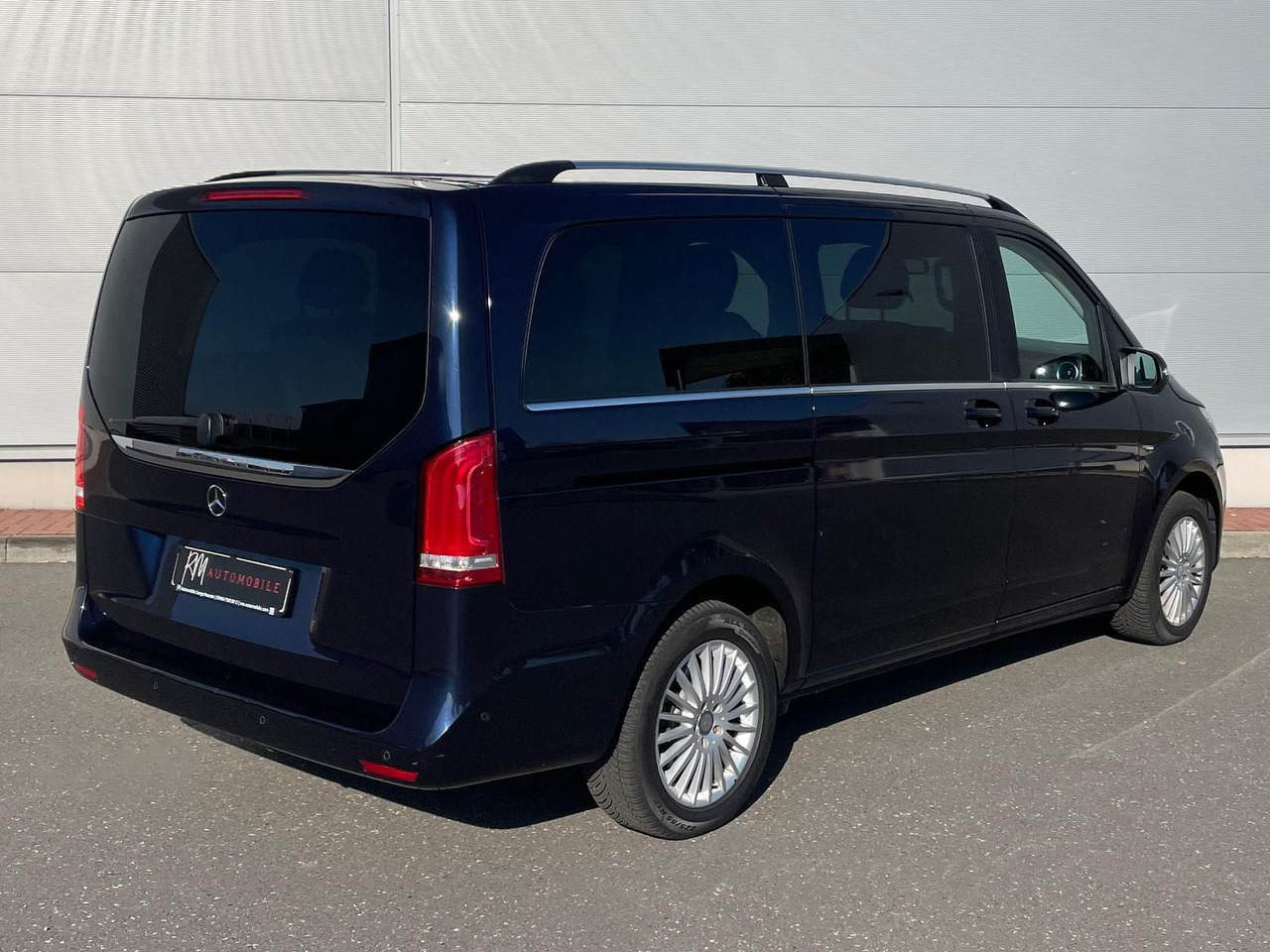 Új Kisbusz Mercedes-Benz V 250 d Avantgarde 360°KAMERA LED ALLRAD: 7 kép.