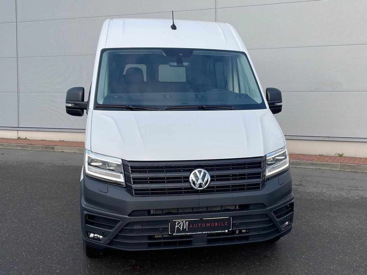 Volkswagen Crafter Kasten 35 L3H3 Autom. NAVI SITZHZ ACC - Kisbusz: 4 kép. Volkswagen Crafter Kasten 35 L3H3 Autom. NAVI SITZHZ ACC - Kisbusz: 4 kép.