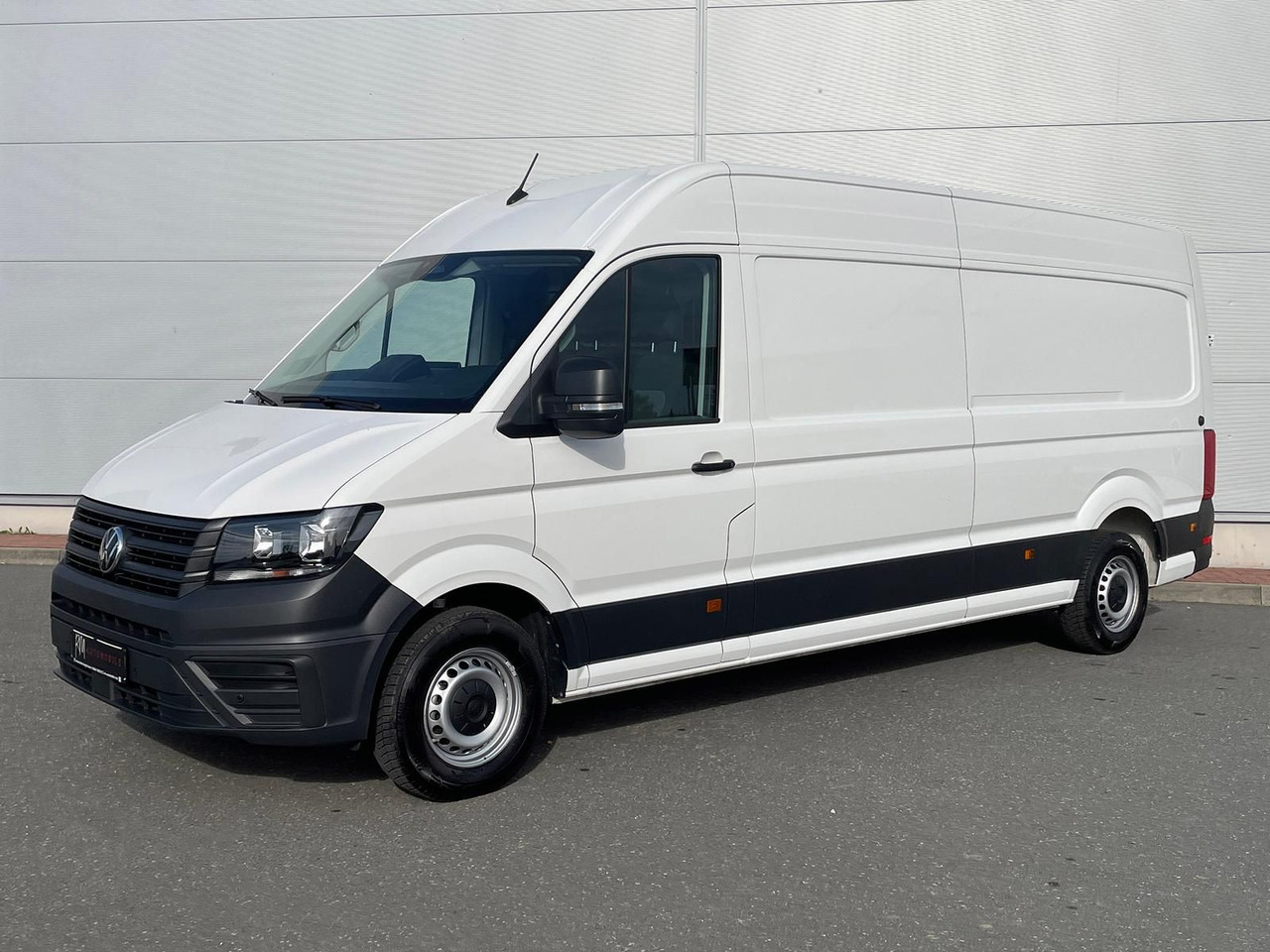 Volkswagen Crafter Kasten 35 L4H3 KAMERA KLIMA DAB - Kisbusz: 1 kép. Volkswagen Crafter Kasten 35 L4H3 KAMERA KLIMA DAB - Kisbusz: 1 kép.