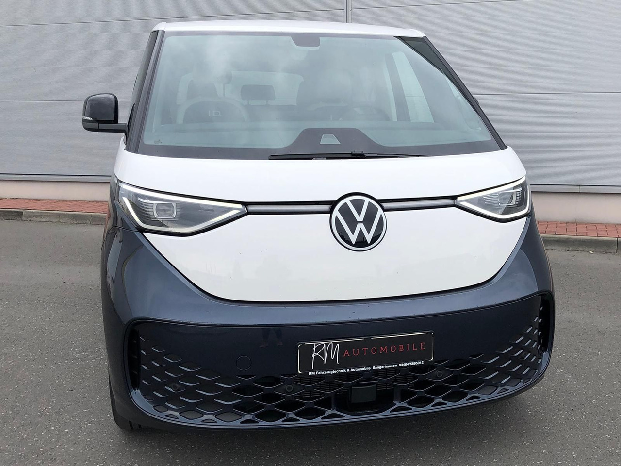 Volkswagen ID. Buzz 150 kW Pro AHK ACC MATRIX LED KEYLESS - Kisbusz, Elektromos kisteherautó: 3 kép. Volkswagen ID. Buzz 150 kW Pro AHK ACC MATRIX LED KEYLESS - Kisbusz, Elektromos kisteherautó: 3 kép.
