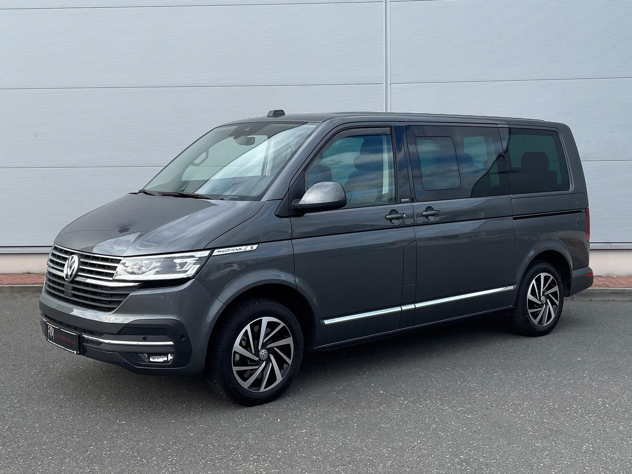 Volkswagen T6.1 Multivan Comfortline 4M ACC KAMERA SITZHZ - Minibusz, Kisbusz: 1 kép. Volkswagen T6.1 Multivan Comfortline 4M ACC KAMERA SITZHZ - Minibusz, Kisbusz: 1 kép.