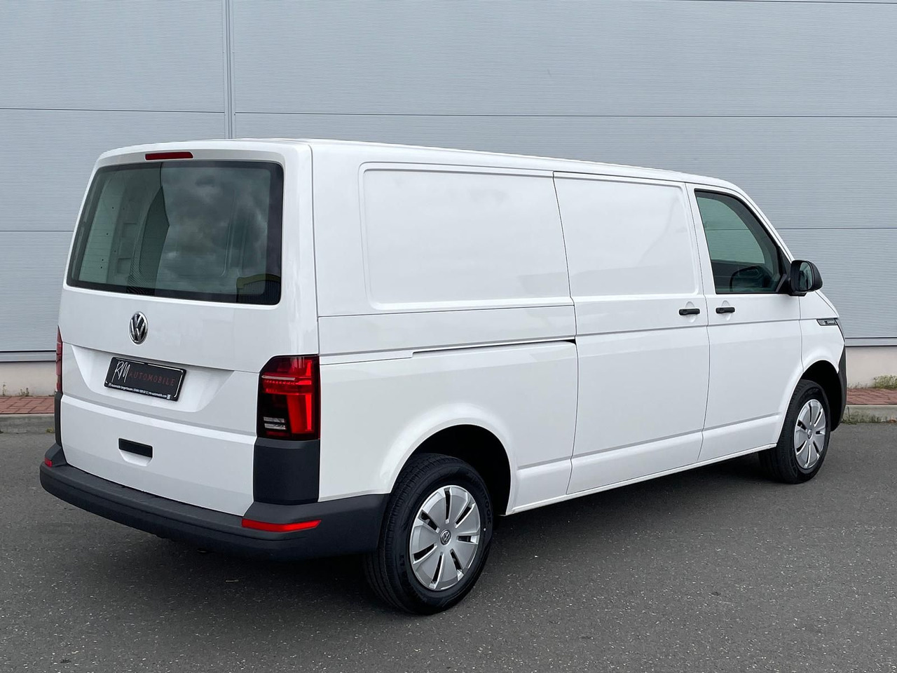 Új Furgon Volkswagen T6.1 Transporter Kasten lang 4M MFL LED TEMPOMAT: 7 kép.