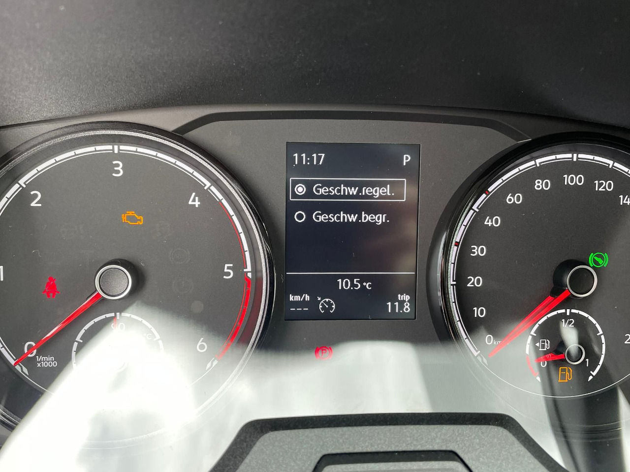 Új Furgon Volkswagen T6.1 Transporter Kasten lang 4M MFL LED TEMPOMAT: 16 kép.