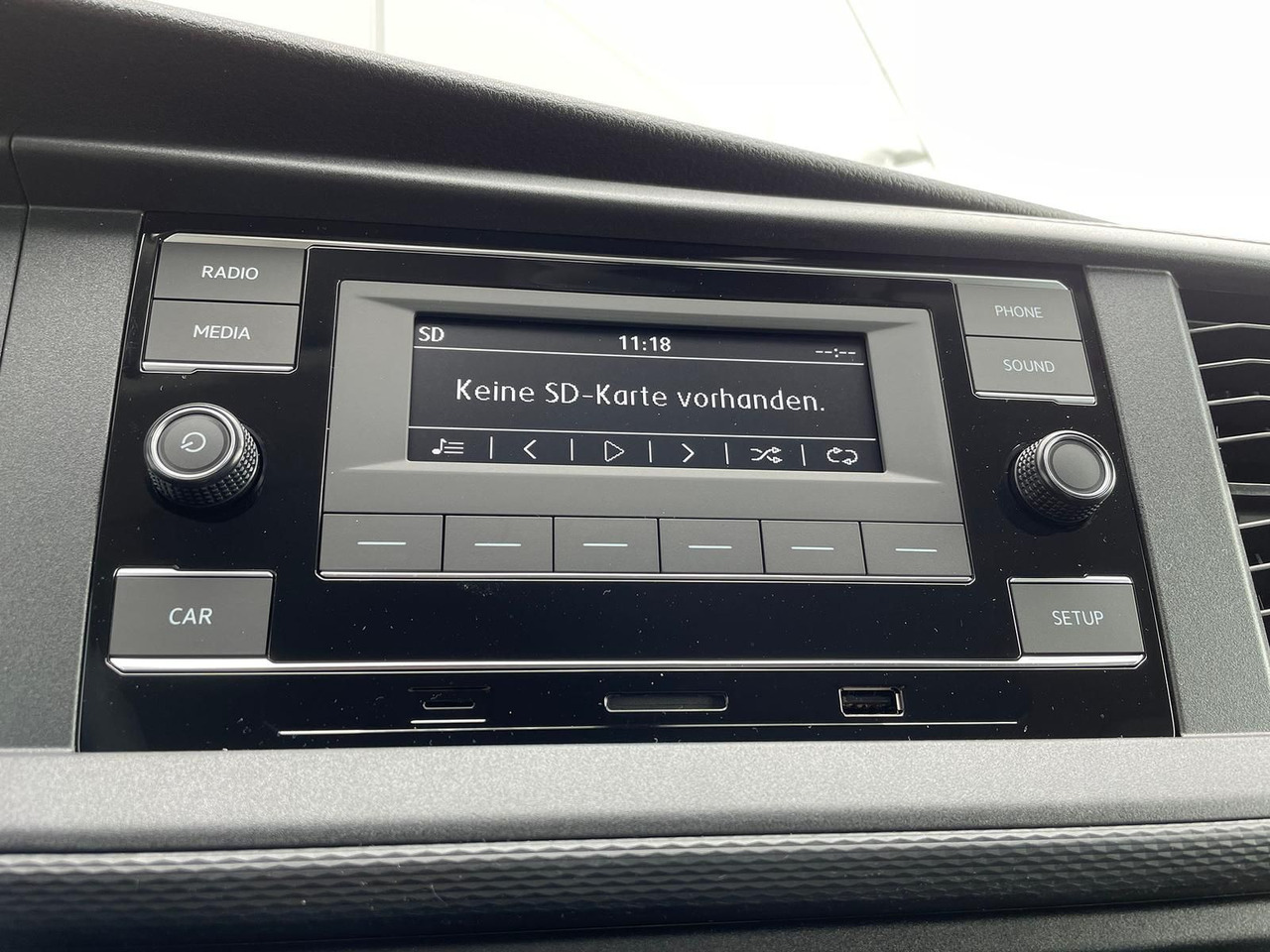 Új Furgon Volkswagen T6.1 Transporter Kasten lang 4M MFL LED TEMPOMAT: 19 kép.