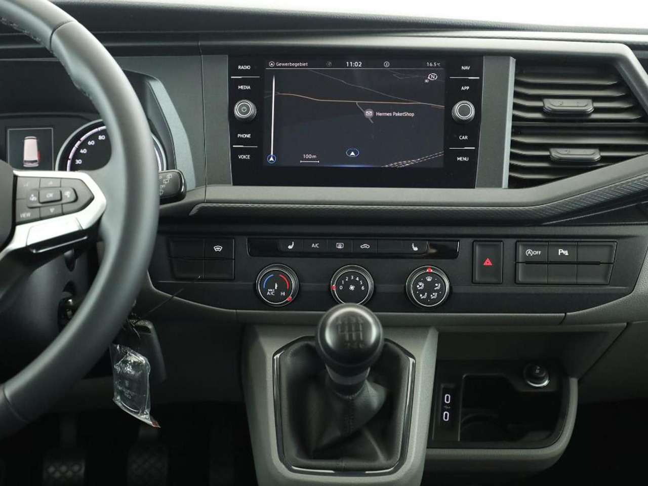 Volkswagen T6.1 Transporter Kombi KR STANDHZ LED ACC NAVI - Kisbusz: 5 kép. Volkswagen T6.1 Transporter Kombi KR STANDHZ LED ACC NAVI - Kisbusz: 5 kép.