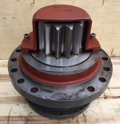 Liebherr Abtriebswellengehäuse ID-Nr.90021076 - ID-Nr.90208493 mit Abtriebswelle ID-Nr.90006049 – ID-Nr.90202639. SAT325/294 - SAT325/274. #0067# - Fordító motor - Építőipari gépek: 5 kép. Liebherr Abtriebswellengehäuse ID-Nr.90021076 - ID-Nr.90208493 mit Abtriebswelle ID-Nr.90006049 – ID-Nr.90202639. SAT325/294 - SAT325/274. #0067# - Fordító motor - Építőipari gépek: 5 kép.