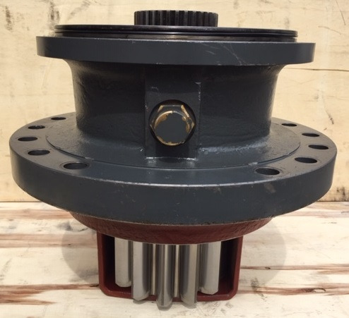 Liebherr Abtriebswellengehäuse and Abtriebswelle, ID-Nr.90208566 – ID-Nr.90202630. - Fordító motor - Kotrógép: 2 kép. Liebherr Abtriebswellengehäuse and Abtriebswelle, ID-Nr.90208566 – ID-Nr.90202630. - Fordító motor - Kotrógép: 2 kép.