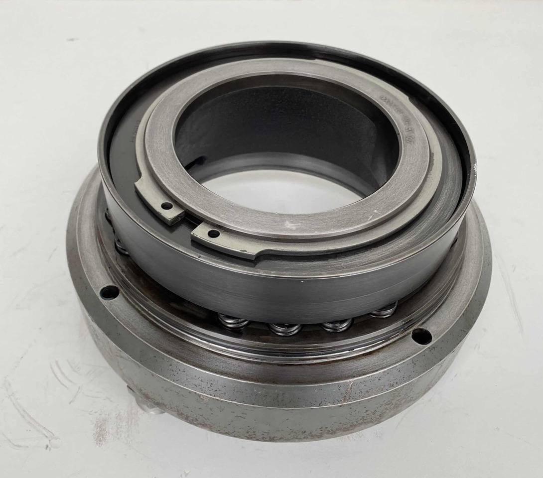 Liebherr Bremse ID-Nr.90020161. SAT200/277. A910 COMP, A912 COMP, A913 COMP, A914, R914 COMP. #90020161.BK# - Fordító motor - Kotrógép: 5 kép. Liebherr Bremse ID-Nr.90020161. SAT200/277. A910 COMP, A912 COMP, A913 COMP, A914, R914 COMP. #90020161.BK# - Fordító motor - Kotrógép: 5 kép.