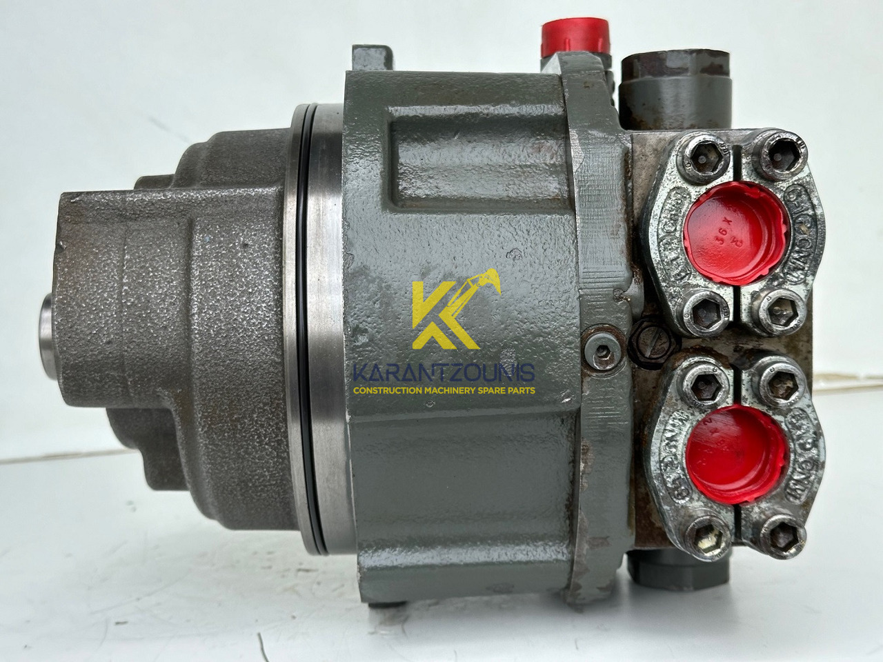 Liebherr Hydraulikeinbaumotor CMVE O 108. ID-Nr.10118562 - ID-Nr.10132610 - ID-Nr.10129048. LOS1916, LOS916, LOS926, R906, R916, R918, R920, R922, R924, R926COMP, R926, R936. #28313# - Hidraulikus motor - Építőipari gépek: 5 kép. Liebherr Hydraulikeinbaumotor CMVE O 108. ID-Nr.10118562 - ID-Nr.10132610 - ID-Nr.10129048. LOS1916, LOS916, LOS926, R906, R916, R918, R920, R922, R924, R926COMP, R926, R936. #28313# - Hidraulikus motor - Építőipari gépek: 5 kép.