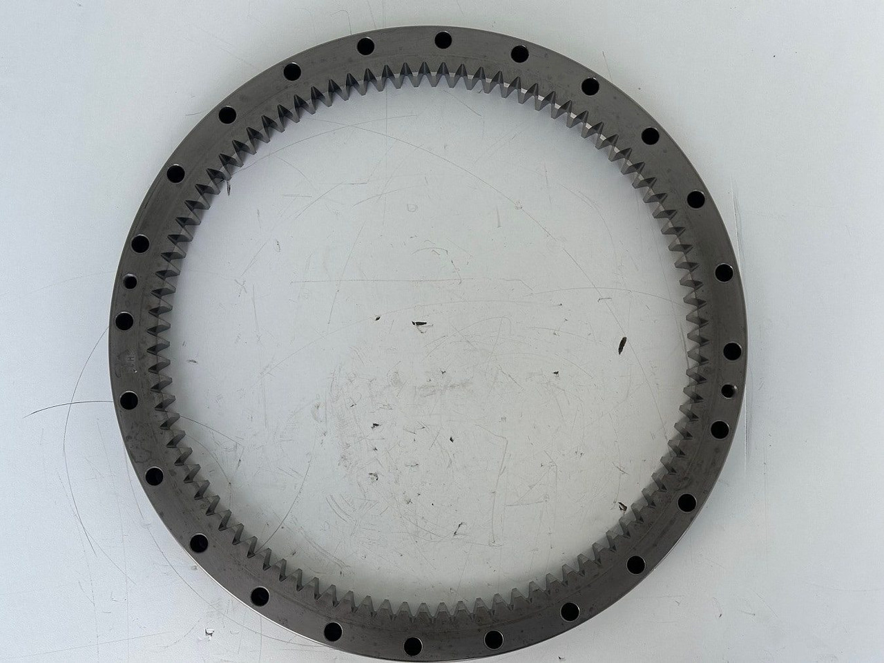 Liebherr Innenrad ID-Nr.944442903. FAT500P128 - FAT500P131. LH80, LH110, R945, R950, R956, R960, R964, R966. #IN.29.09# - Véglehajtás - Lánctalpas kotró: 4 kép. Liebherr Innenrad ID-Nr.944442903. FAT500P128 - FAT500P131. LH80, LH110, R945, R950, R956, R960, R964, R966. #IN.29.09# - Véglehajtás - Lánctalpas kotró: 4 kép.
