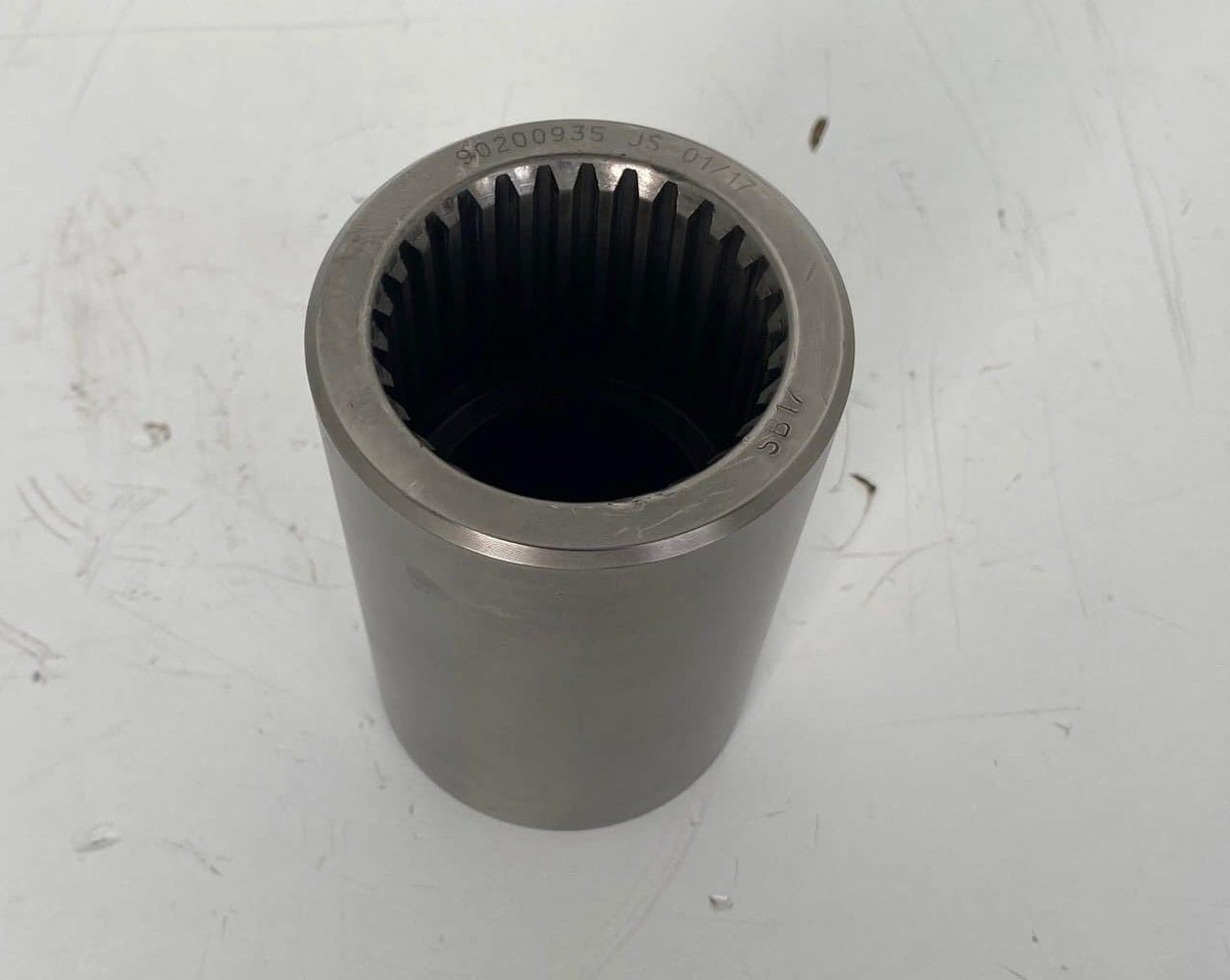 Liebherr Nabe. ID-Nr.90200935. FAT800L100, FAT800P100. R984, R9150, R9200, R9200E. - Véglehajtás - Lánctalpas kotró: 2 kép. Liebherr Nabe. ID-Nr.90200935. FAT800L100, FAT800P100. R984, R9150, R9200, R9200E. - Véglehajtás - Lánctalpas kotró: 2 kép.