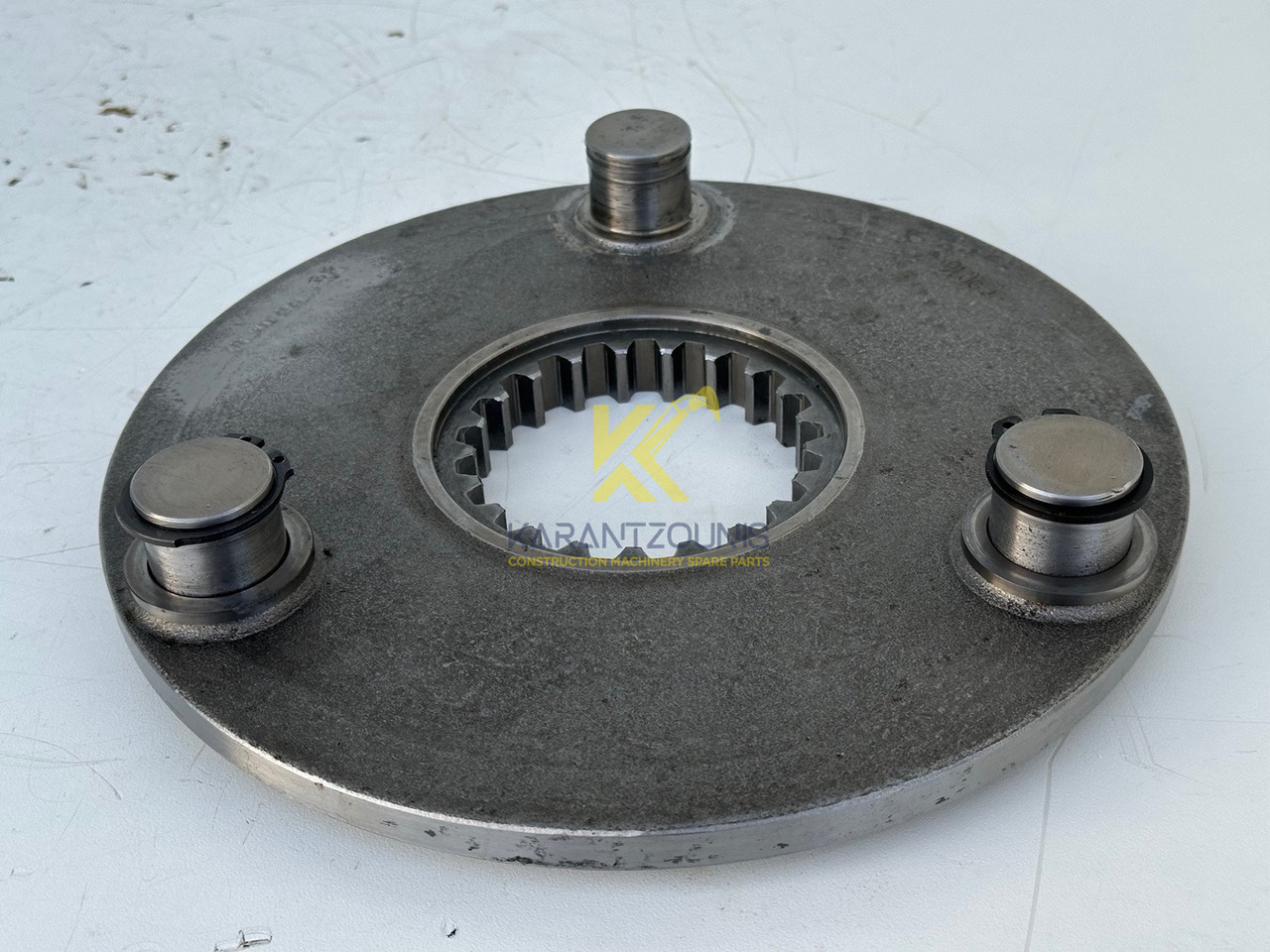 Liebherr Original Planetenträger ID-Nr.90024944. FAT400P112 - FAT400P139. LO1936, R928, R930, R934, R936, R940, R944, R946, R950 T. #90024944.24.03# - Véglehajtás - Építőipari gépek: 1 kép. Liebherr Original Planetenträger ID-Nr.90024944. FAT400P112 - FAT400P139. LO1936, R928, R930, R934, R936, R940, R944, R946, R950 T. #90024944.24.03# - Véglehajtás - Építőipari gépek: 1 kép.