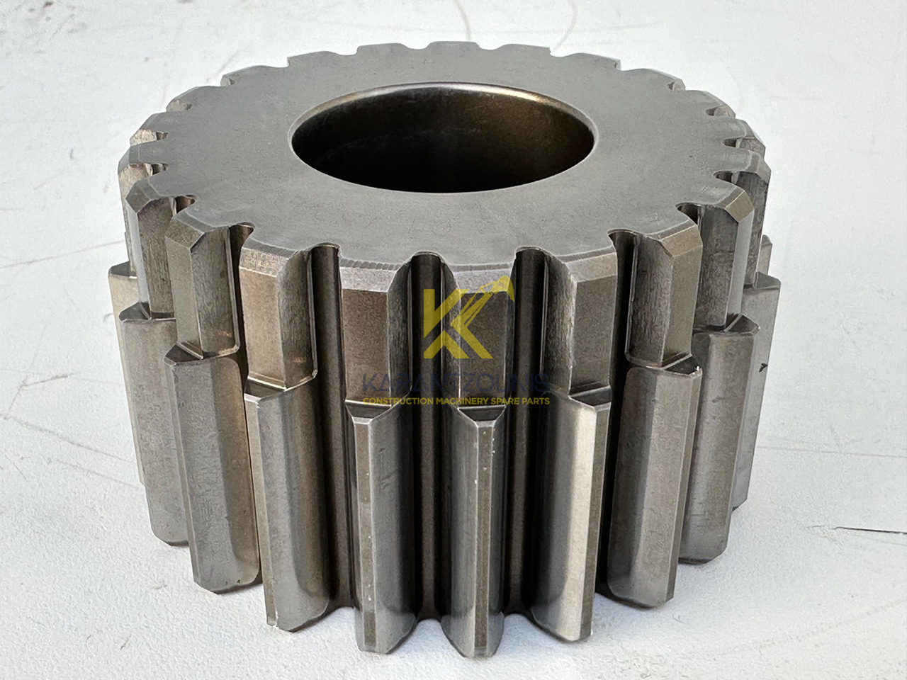 Liebherr Original Sonnenrad ID-Nr.90002821. FAT400P112, FAT400P130, FAT400P139. R926, R928, R930, R934, R936, R938, R940, R944, R946, R950 T. #90002821.24.03# - Véglehajtás - Építőipari gépek: 1 kép. Liebherr Original Sonnenrad ID-Nr.90002821. FAT400P112, FAT400P130, FAT400P139. R926, R928, R930, R934, R936, R938, R940, R944, R946, R950 T. #90002821.24.03# - Véglehajtás - Építőipari gépek: 1 kép.