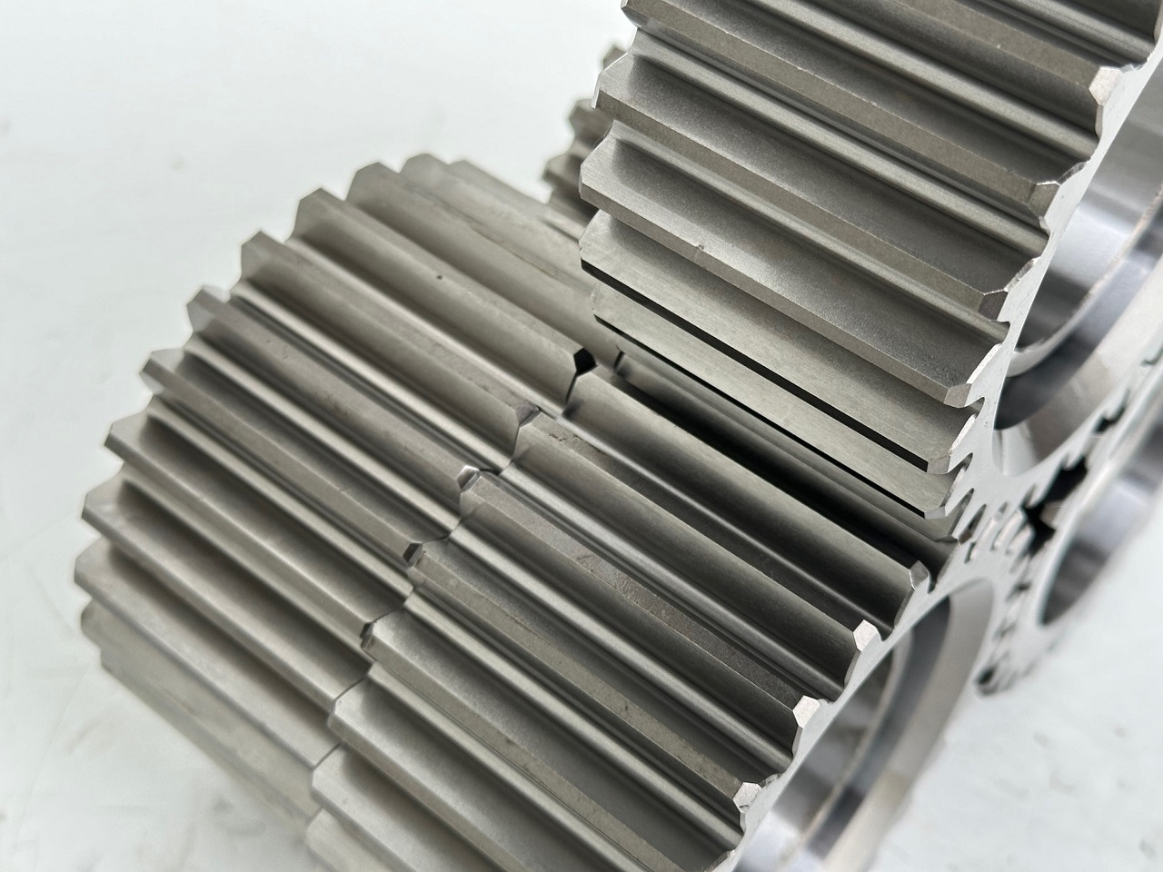 Liebherr Planetenrad ID-Nr.90024935. FAT400P112 - FAT400P130 - FAT400P139. R926, R928, R930, R934, R936, R938, R940, R944, R946, R950 T. #90024935.20.01# - Véglehajtás - Építőipari gépek: 5 kép. Liebherr Planetenrad ID-Nr.90024935. FAT400P112 - FAT400P130 - FAT400P139. R926, R928, R930, R934, R936, R938, R940, R944, R946, R950 T. #90024935.20.01# - Véglehajtás - Építőipari gépek: 5 kép.