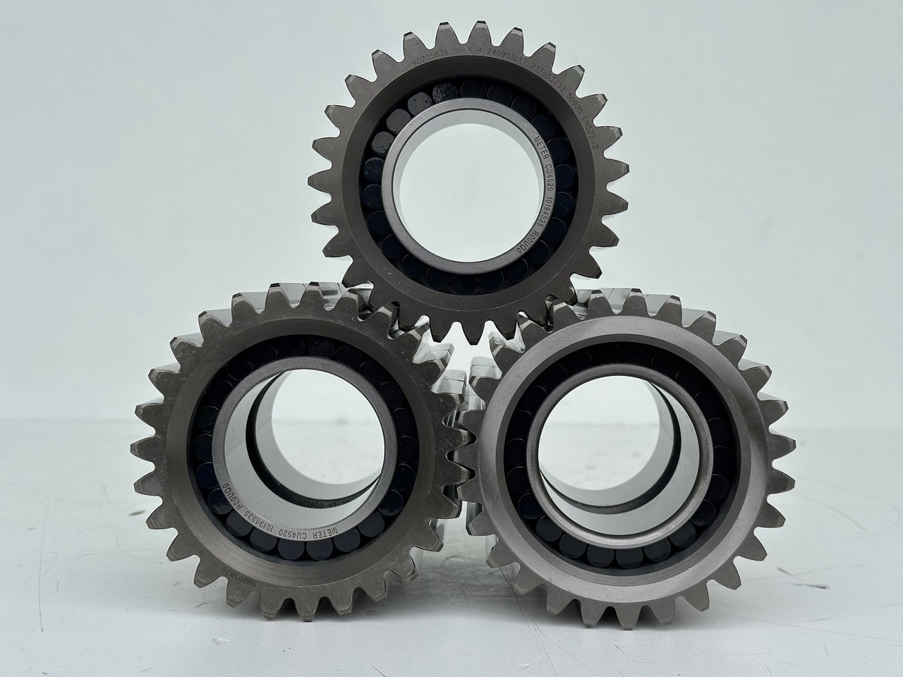 Liebherr Planetenrad ID-Nr.90205840. FAT350P126 - FAT350P138. R920 - R922 - R924 - R925 - R926 - R930 T. #90205840.22.05.03# - Véglehajtás - Lánctalpas kotró: 3 kép. Liebherr Planetenrad ID-Nr.90205840. FAT350P126 - FAT350P138. R920 - R922 - R924 - R925 - R926 - R930 T. #90205840.22.05.03# - Véglehajtás - Lánctalpas kotró: 3 kép.