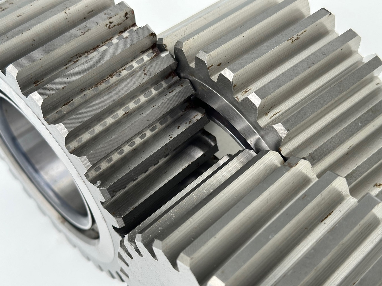 Liebherr Planetenrad ID-Nr.9443844 - ID-Nr.944384403. FAT450 - FAT450P004. LH60, LH80, ER944, LOS944, LOS954, R944, R954. #944384503.15.11# - Véglehajtás - Építőipari gépek: 4 kép. Liebherr Planetenrad ID-Nr.9443844 - ID-Nr.944384403. FAT450 - FAT450P004. LH60, LH80, ER944, LOS944, LOS954, R944, R954. #944384503.15.11# - Véglehajtás - Építőipari gépek: 4 kép.