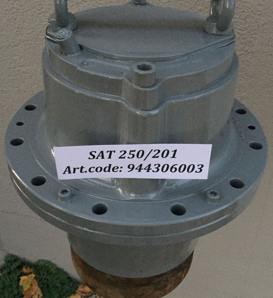 Liebherr Schwenkantrieb Typ: SAT250/201. ID-Nr.9441540-ID-Nr.9442325-ID-Nr.9443060. R912, R922, R932. - Sebességváltó - Kotrógép: 5 kép. Liebherr Schwenkantrieb Typ: SAT250/201. ID-Nr.9441540-ID-Nr.9442325-ID-Nr.9443060. R912, R922, R932. - Sebességváltó - Kotrógép: 5 kép.