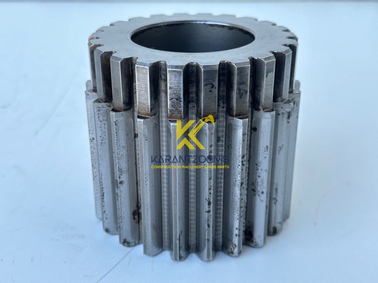 Liebherr Sonnenrad ID-Nr.90016258. FAT400P112,FAT400P130,FAT400P139,LOS1936,LOS926,R926,R928,R930,R934,R936,R938,R940,R944,R946,R950T. #90016258.06.08# - Véglehajtás - Lánctalpas kotró: 3 kép. Liebherr Sonnenrad ID-Nr.90016258. FAT400P112,FAT400P130,FAT400P139,LOS1936,LOS926,R926,R928,R930,R934,R936,R938,R940,R944,R946,R950T. #90016258.06.08# - Véglehajtás - Lánctalpas kotró: 3 kép.