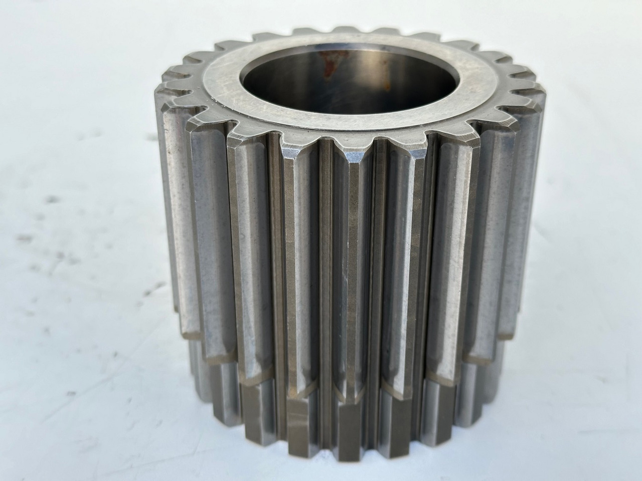 Liebherr Sonnenrad ID-Nr.90016258. FAT400P112, FAT400P130, FAT400P139. LOS1936,LOS926,R926,R928,R930,R934,R936,R938,R940,R944,R946,R950T. #SO.02.51139# - Sebességváltó - Építőipari gépek: 3 kép. Liebherr Sonnenrad ID-Nr.90016258. FAT400P112, FAT400P130, FAT400P139. LOS1936,LOS926,R926,R928,R930,R934,R936,R938,R940,R944,R946,R950T. #SO.02.51139# - Sebességváltó - Építőipari gépek: 3 kép.