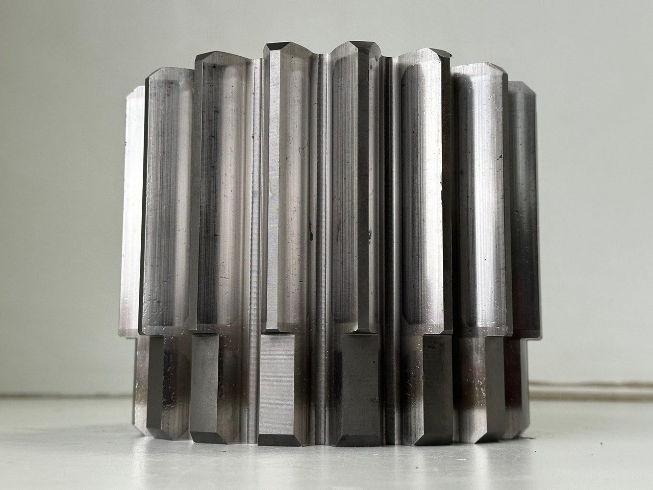 Liebherr Sonnenrad ID-Nr.90208287. T236-1236. #90208287.02# - Sebességváltó - Építőipari gépek: 5 kép. Liebherr Sonnenrad ID-Nr.90208287. T236-1236. #90208287.02# - Sebességváltó - Építőipari gépek: 5 kép.