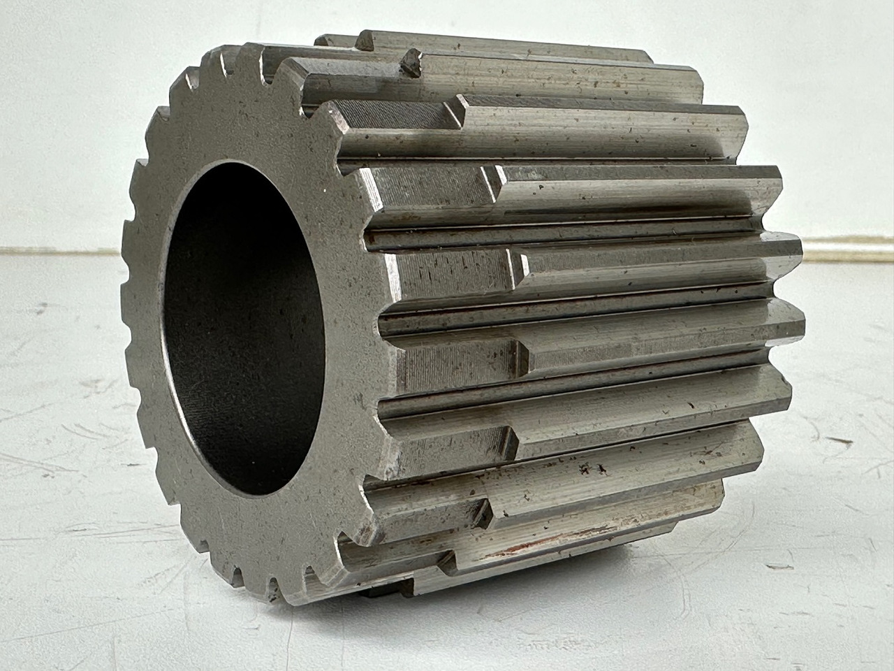 Liebherr Sonnenrad ID-Nr.9442837. FAT350 - FAT350P022 - FAT350P032 - FAT350P059 - FAT350P062 - FAT350P068 - FAT350P079. LH22, LOS103, ER912, LOS914, LOS924 COMP, R313, R317, R900, R902, R904, R912, - Sebességváltó - Lánctalpas kotró: 5 kép. Liebherr Sonnenrad ID-Nr.9442837. FAT350 - FAT350P022 - FAT350P032 - FAT350P059 - FAT350P062 - FAT350P068 - FAT350P079. LH22, LOS103, ER912, LOS914, LOS924 COMP, R313, R317, R900, R902, R904, R912, - Sebességváltó - Lánctalpas kotró: 5 kép.