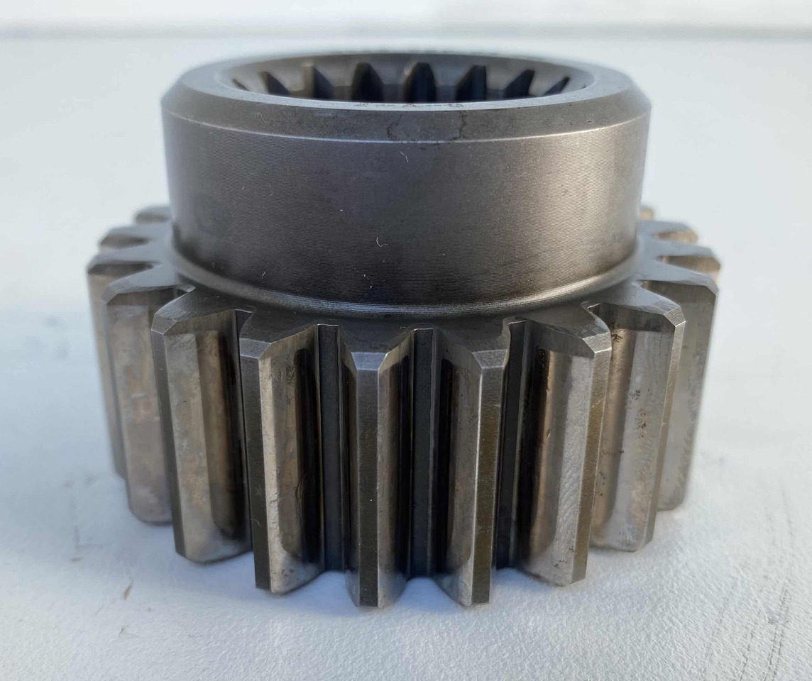 Liebherr Sonnenrad ID-Nr.9443067 - ID-Nr.944306703. SAT275/222, SAT275/232 - SAT275/255. A932, A934, E932, P932, P934, R932, R934B, R934 C, R944 C T, R944 C TUN. #ZWL# - Fordító motor - Építőipari gépek: 2 kép. Liebherr Sonnenrad ID-Nr.9443067 - ID-Nr.944306703. SAT275/222, SAT275/232 - SAT275/255. A932, A934, E932, P932, P934, R932, R934B, R934 C, R944 C T, R944 C TUN. #ZWL# - Fordító motor - Építőipari gépek: 2 kép.