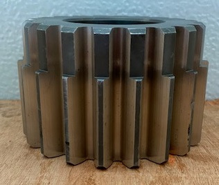 Liebherr Sonnenrad ID-Nr.9443857. FAT450 - FAT450P004. LH60, LH80, ER944, LOS944, LOS954, R944, R954. #HL8# - Véglehajtás - Lánctalpas kotró: 2 kép. Liebherr Sonnenrad ID-Nr.9443857. FAT450 - FAT450P004. LH60, LH80, ER944, LOS944, LOS954, R944, R954. #HL8# - Véglehajtás - Lánctalpas kotró: 2 kép.