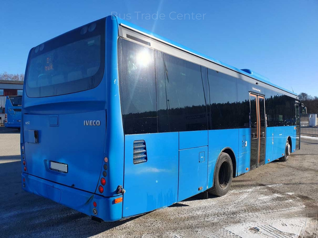IVECO CROSSWAY LE SFR162/01 - Helyközi busz: 2 kép. IVECO CROSSWAY LE SFR162/01 - Helyközi busz: 2 kép.