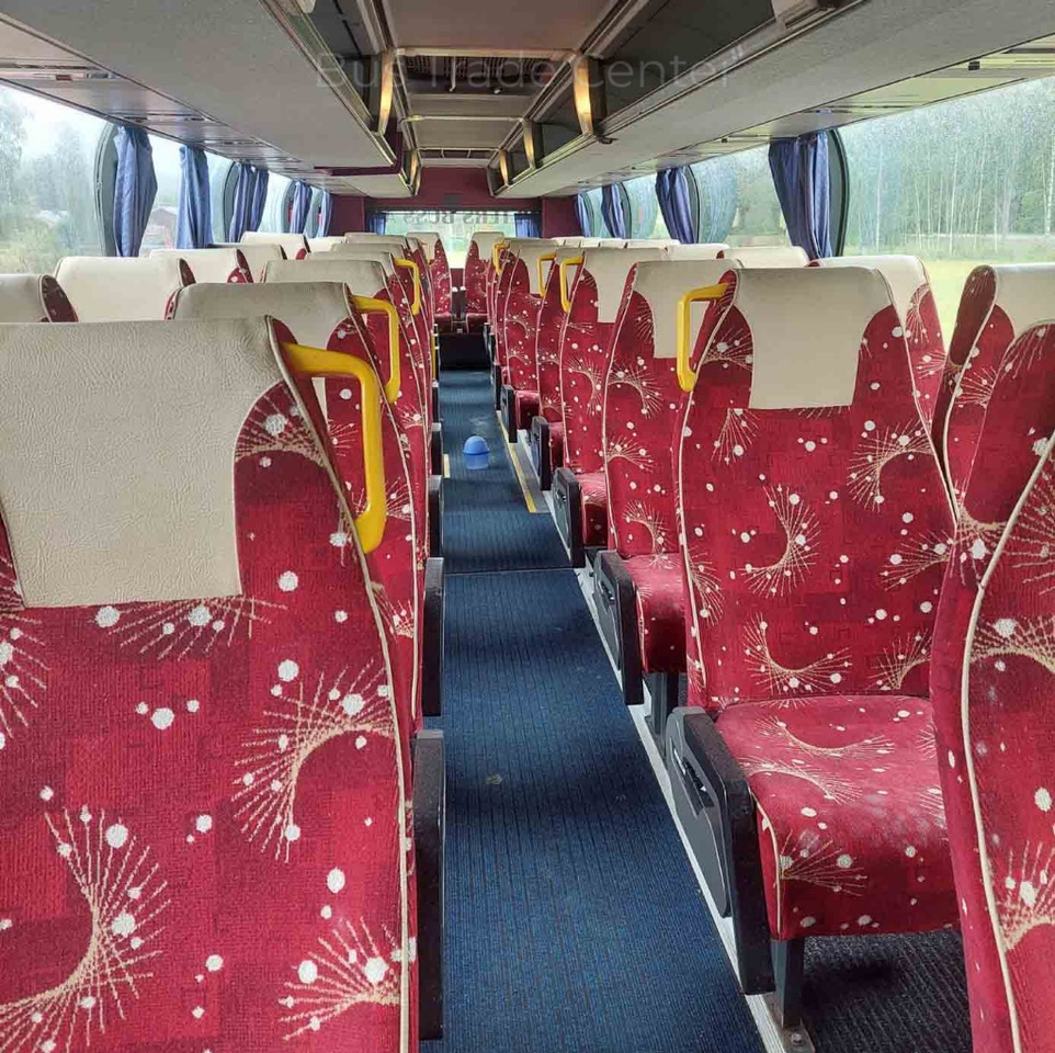 NEOPLAN Skyliner N122/3 - Távolsági busz: 5 kép. NEOPLAN Skyliner N122/3 - Távolsági busz: 5 kép.